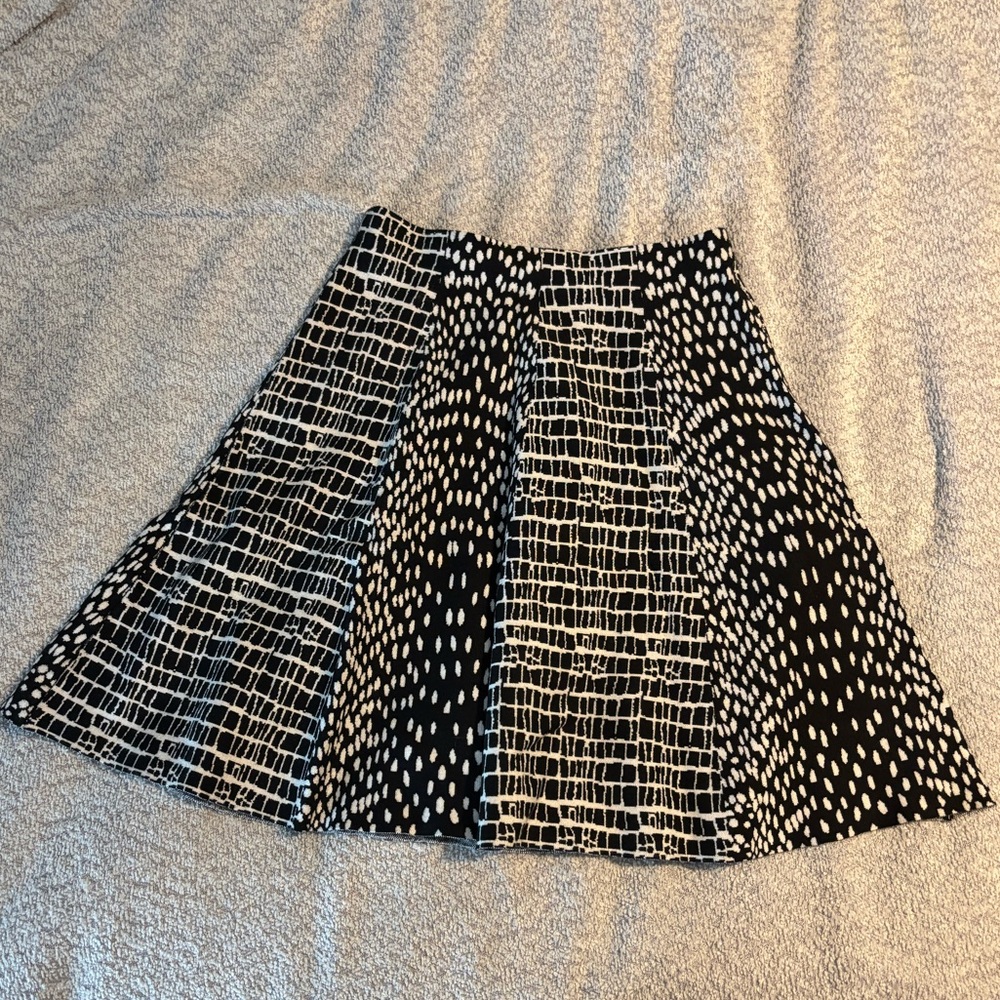 Sioni knit circle skirt - black/white - M